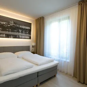 3* Ξενοδοχείο Adeba