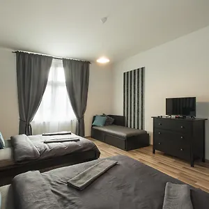 3* Aparthotel Neklanova